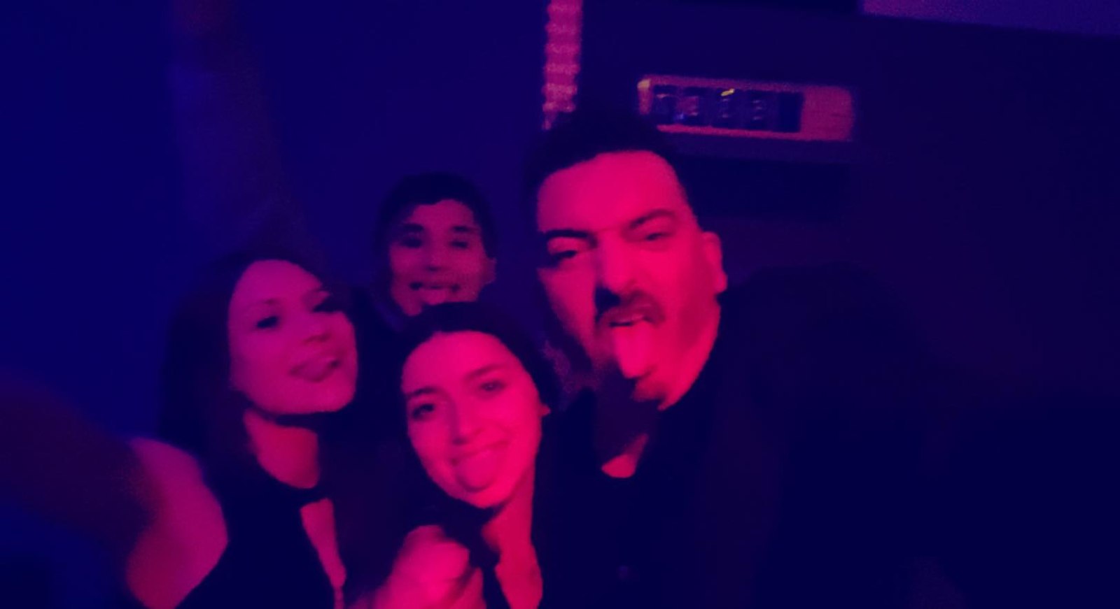 DENIS.V en soirée — 284027071_548209706832838_6639829509268670744_n