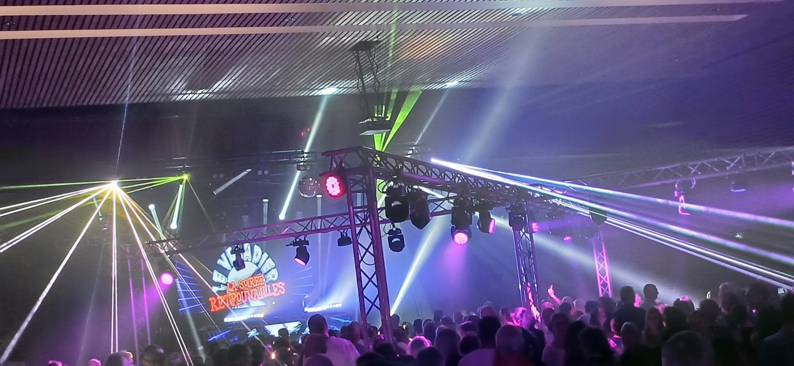 DENIS.V en soirée — 817946991_122178894530625980_8870202118758544656_n