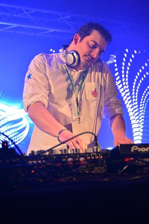 DENIS.V en soirée — 946783_634946379852648_1510366681_n
